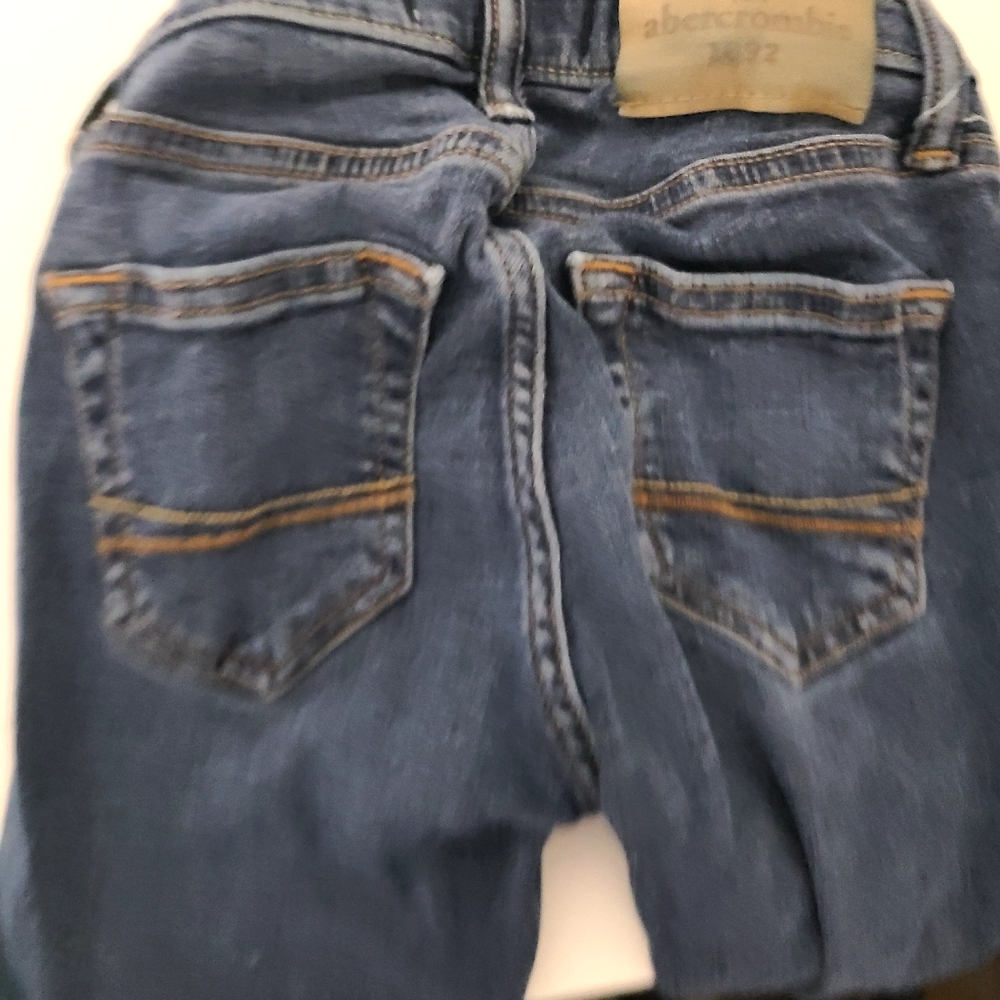 Multiple Jean's